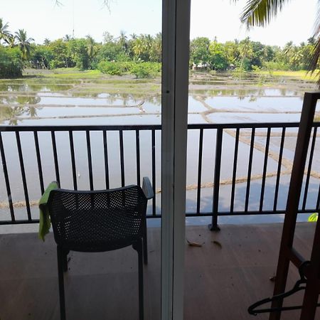 Man Guest Polonnaruwa Hotel Exterior photo